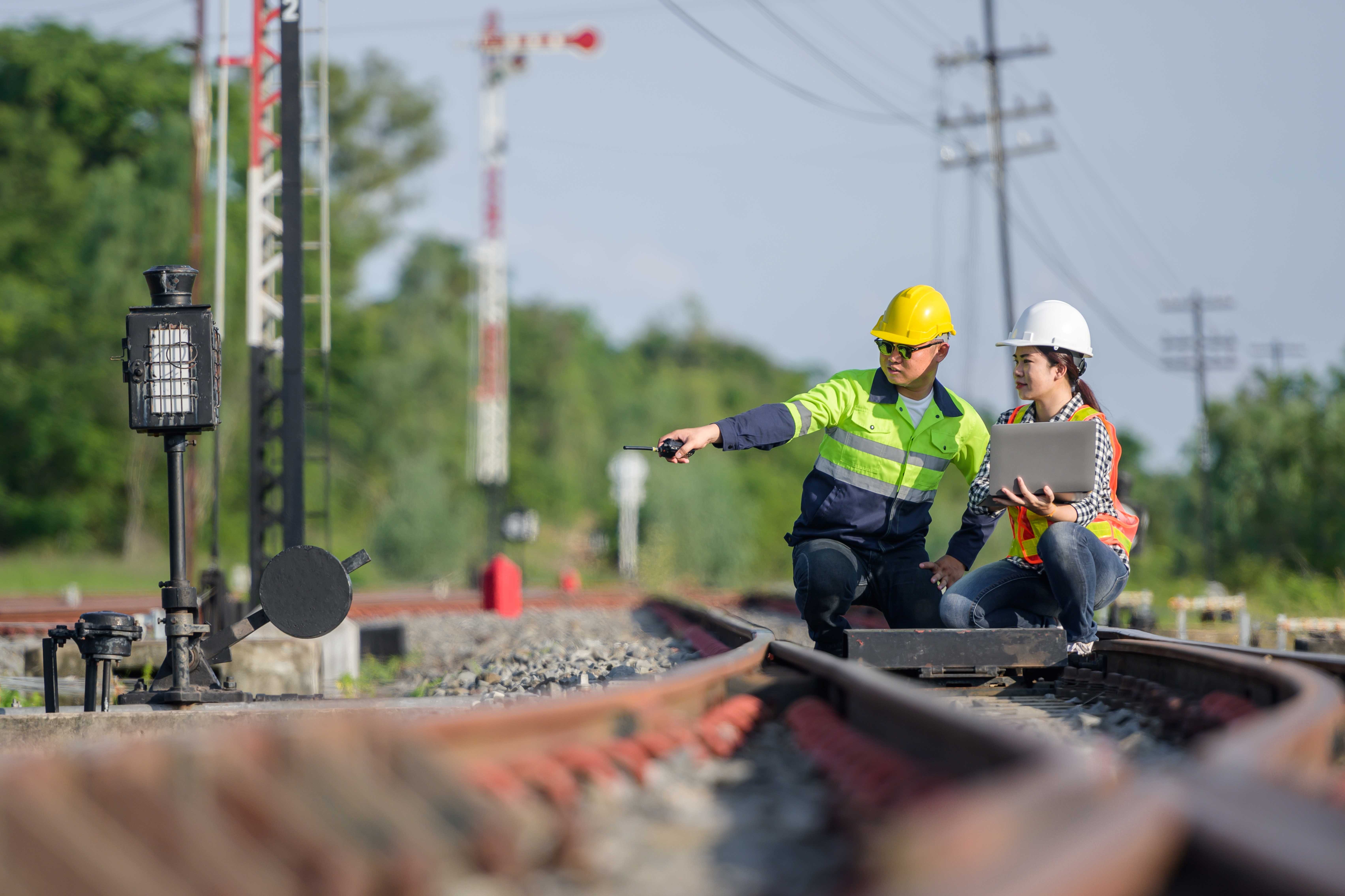 Above: Smart Bolts can be applied to a wide range of applications to improve operation and safety.